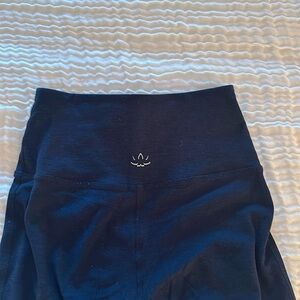 Navy Beyond Yoga flare leggings
